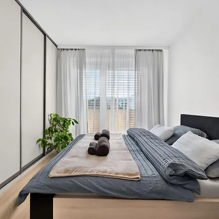Na Vyslni With Balcony And Parking *