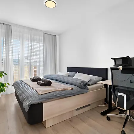 Apartamento Na Vyslni With Balcony And Parking
