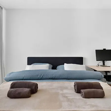 Apartamento Na Vyslni With Balcony And Parking *