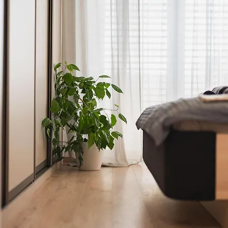 Διαμέρισμα Na Vyslni With Balcony And Parking *